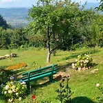 Aura Natura Vikendica *