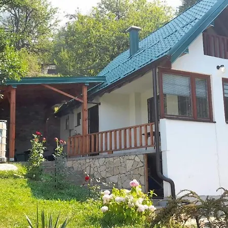 Holiday home Aura Natura *